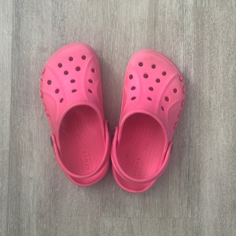 CROCS Kids Bright Pink Sandals